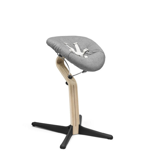 Nomi Syöttötuoli, useita eri värejä, Stokke